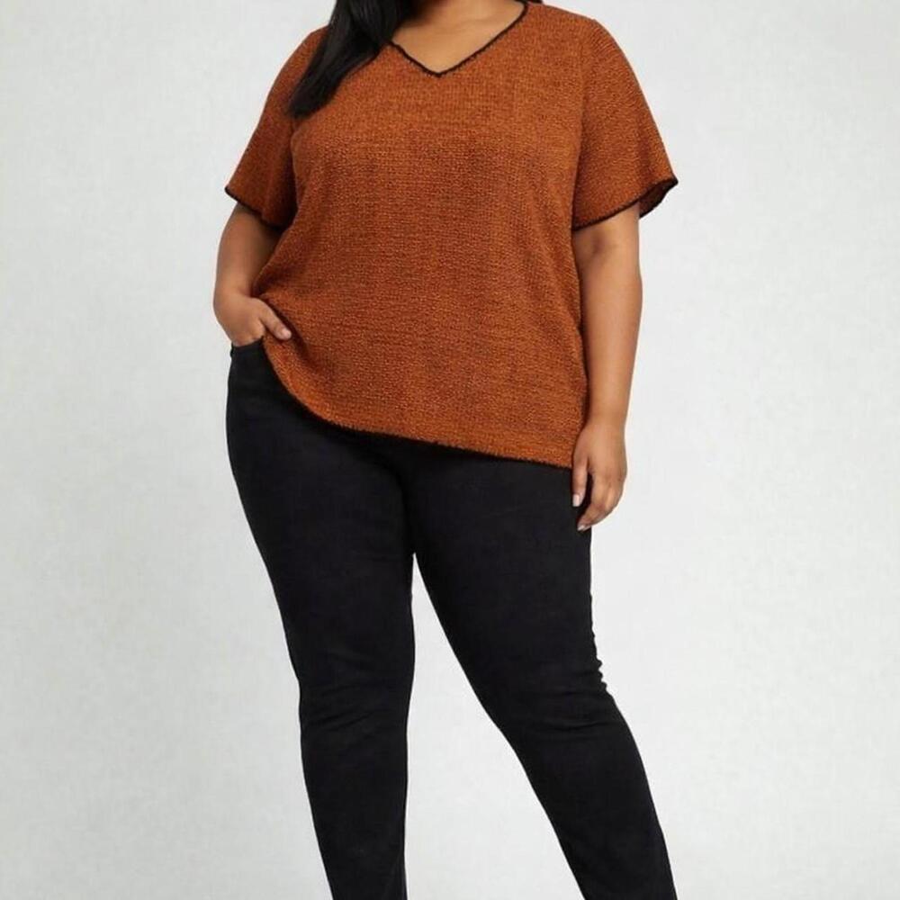Plus size short sleeve orange knit top with V-neck Crazy Horse Collection